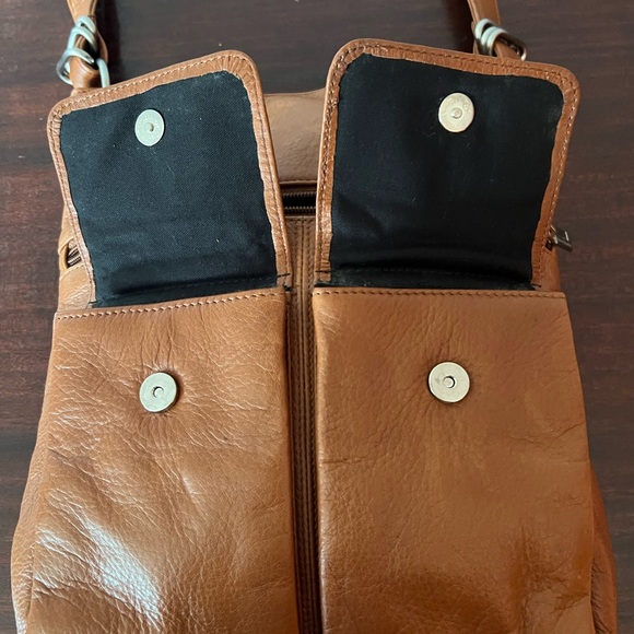 Stone Mountain Leather Crossbody Bag - Picture 6 of 14